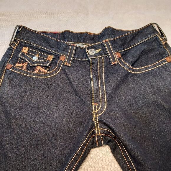 True Religion Cropped Shorts - Picture 3 of 12